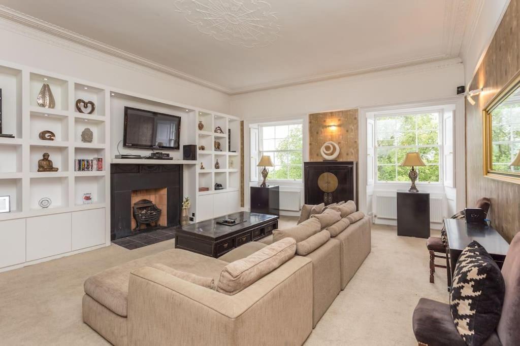 Prime Edinburgh City Centre - 4 Bed Penthouse Buitenkant foto