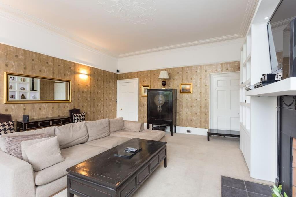 Prime Edinburgh City Centre - 4 Bed Penthouse Buitenkant foto
